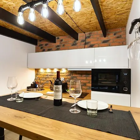 L'industriel Agenais - Appart'hotel - Clim - Netflix - Parking Gratuit - Nestor & Margot Apartment Agen