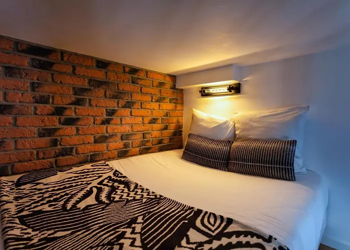 L'industriel Agenais - Appart'hotel - Clim - Netflix - Parking Gratuit - Nestor & Margot Agen